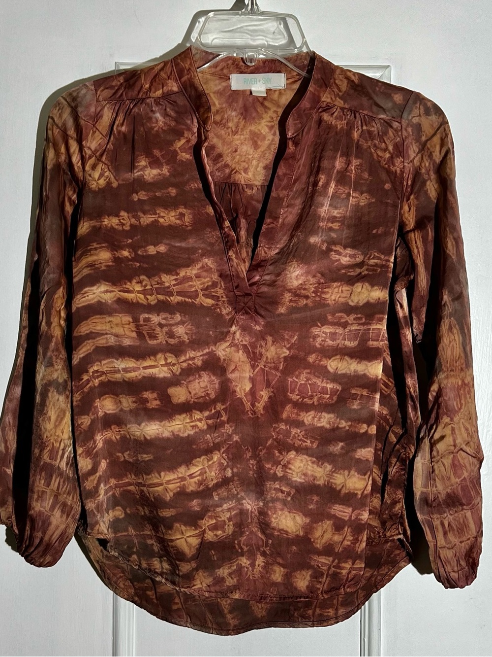 River + Sky Brown and Tan Tie-Dye V-Neck Blouse